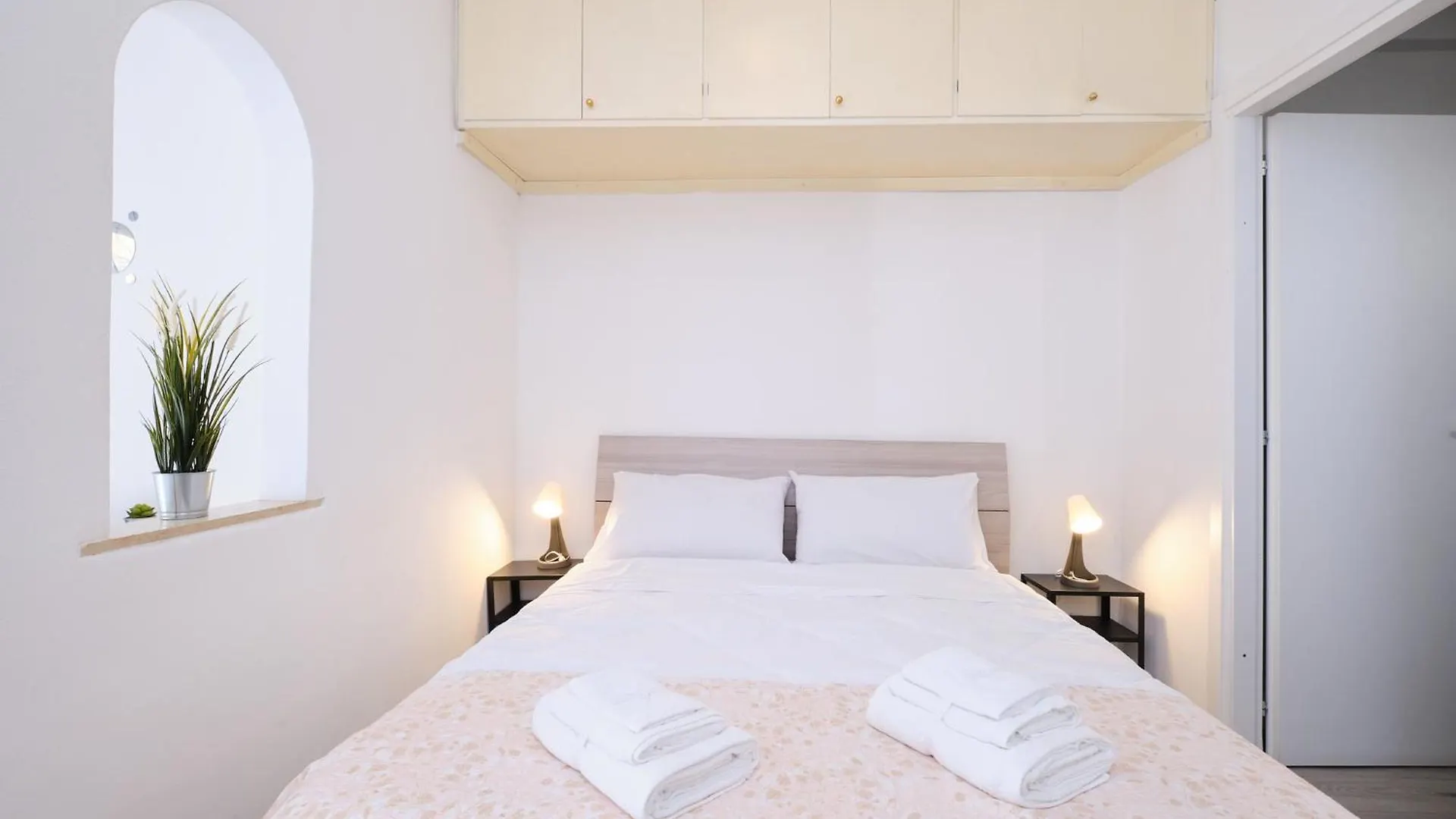 Tuscolana Blu Apartment - Grazioso Monolocale 로마 이탈리아
