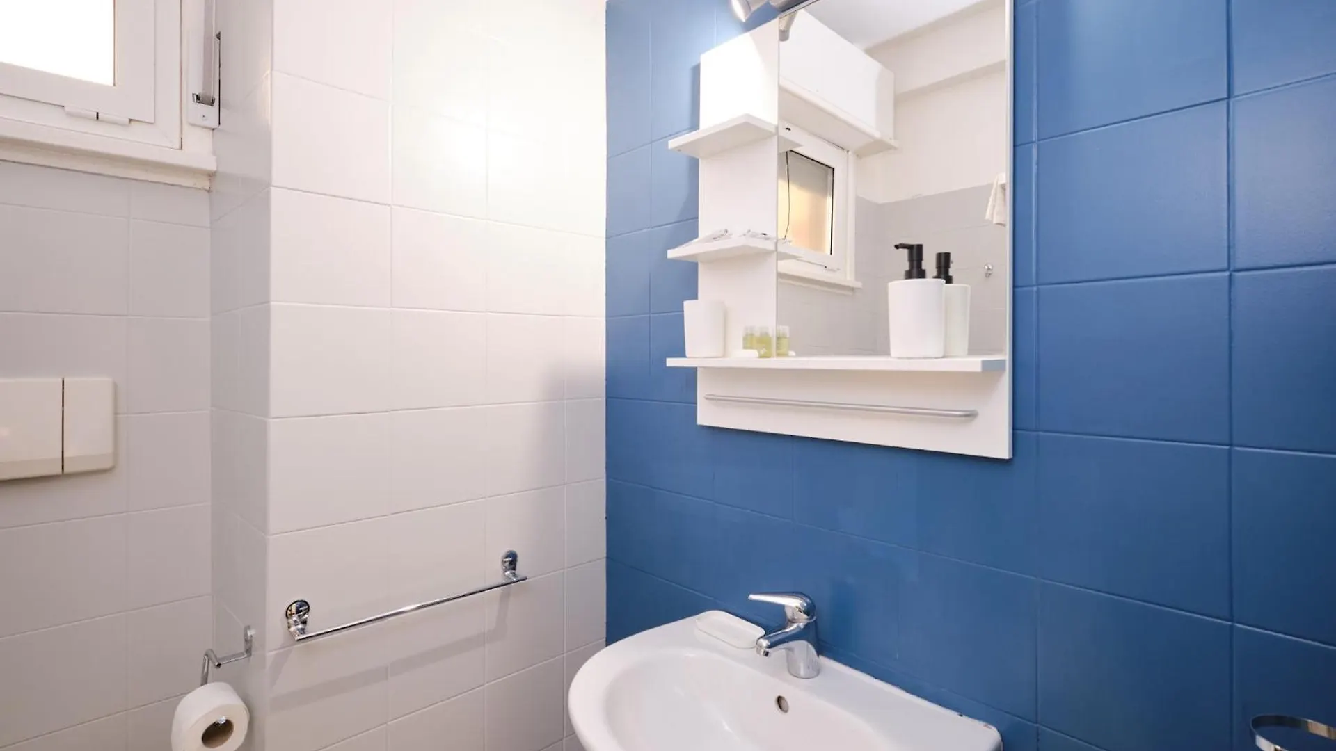 Tuscolana Blu Apartment - Grazioso Monolocale 로마 이탈리아