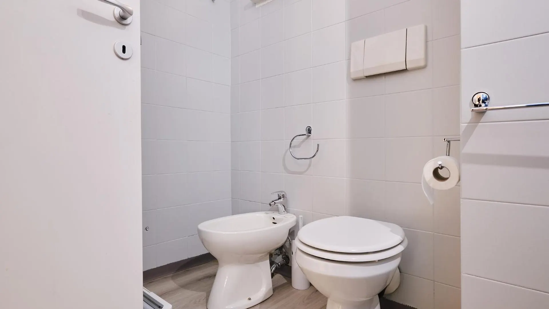 Tuscolana Blu Apartment - Grazioso Monolocale 로마 0*,
